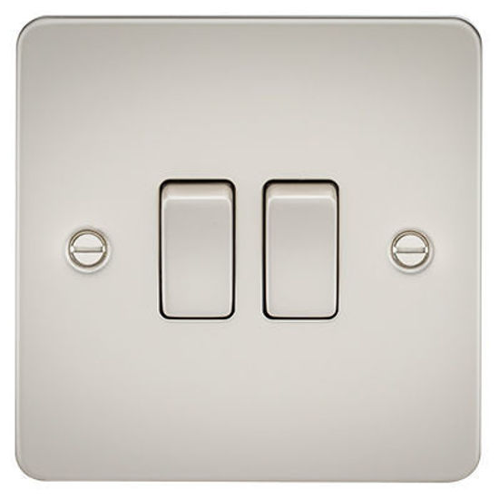 Picture of Flat Plate 10AX 2G 2-Way Switch - Pearl